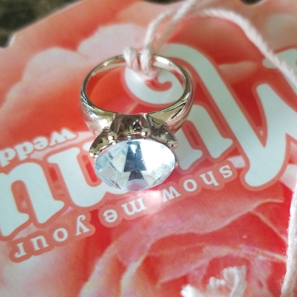 🎁NWT Show me Your Mumu cocktail ring - Picture 7 of 8
